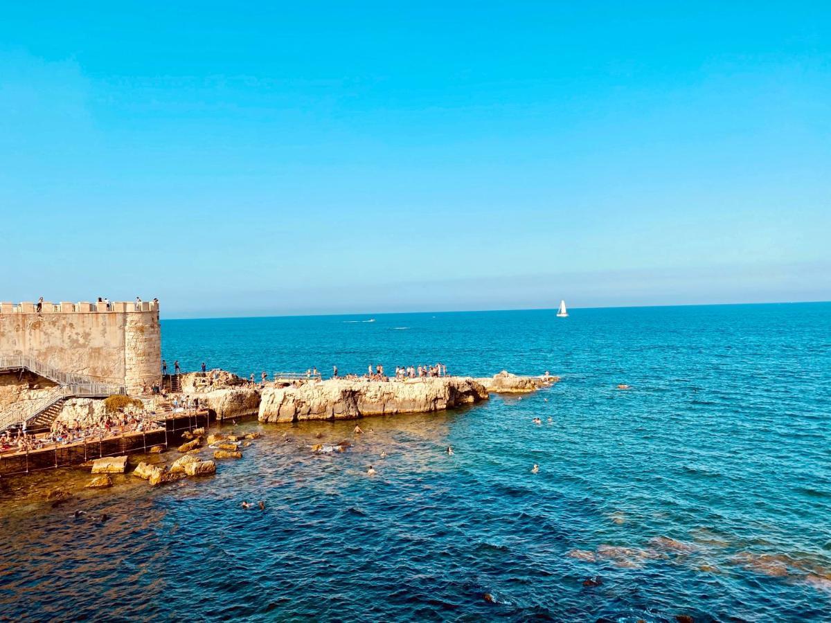 Incantevole Appartamento In Palazzo Storico Ortigia Сиракузы Экстерьер фото