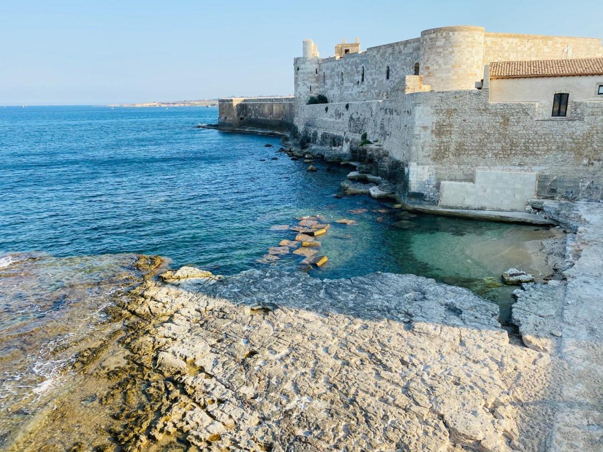 Incantevole Appartamento In Palazzo Storico Ortigia Сиракузы Экстерьер фото
