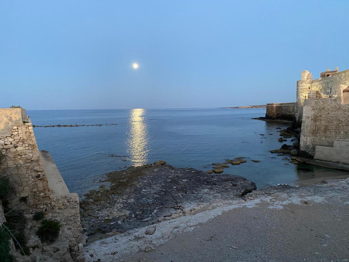 Incantevole Appartamento In Palazzo Storico Ortigia Сиракузы Экстерьер фото