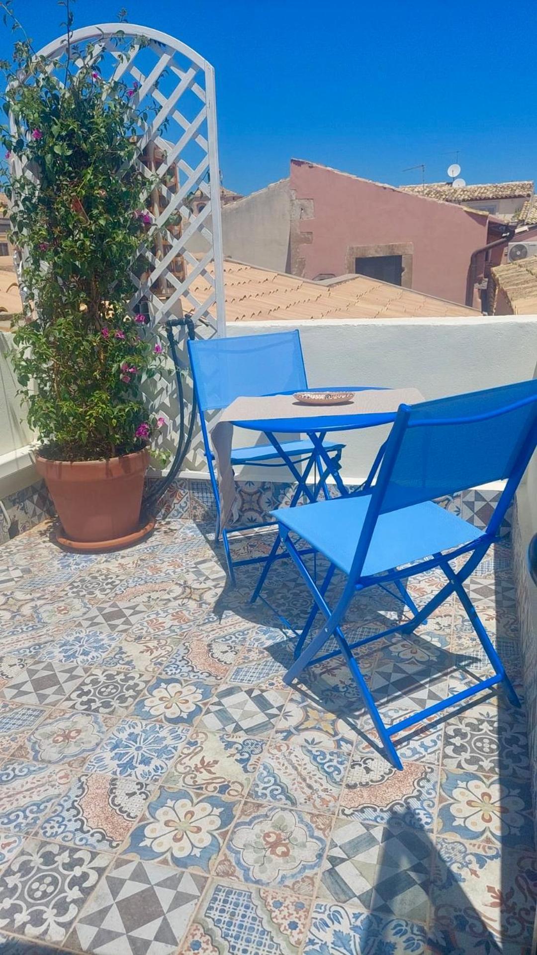 Incantevole Appartamento In Palazzo Storico Ortigia Сиракузы Экстерьер фото