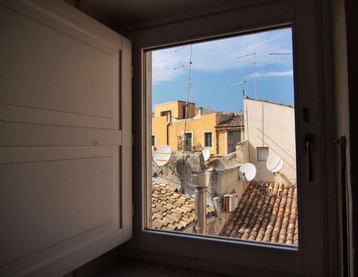 Incantevole Appartamento In Palazzo Storico Ortigia Сиракузы Экстерьер фото